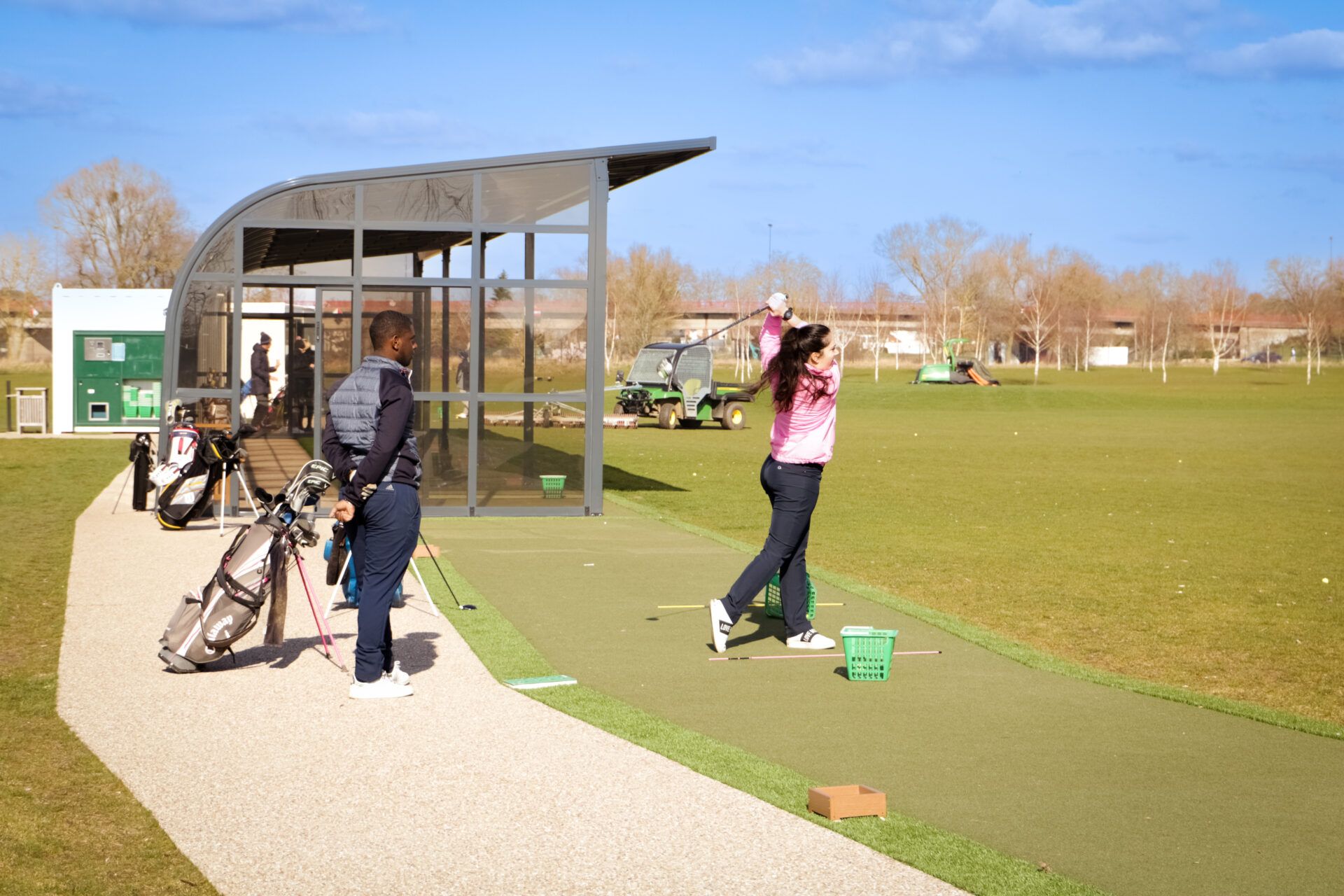 golf-activités-stages-initiations-ecole-débutants